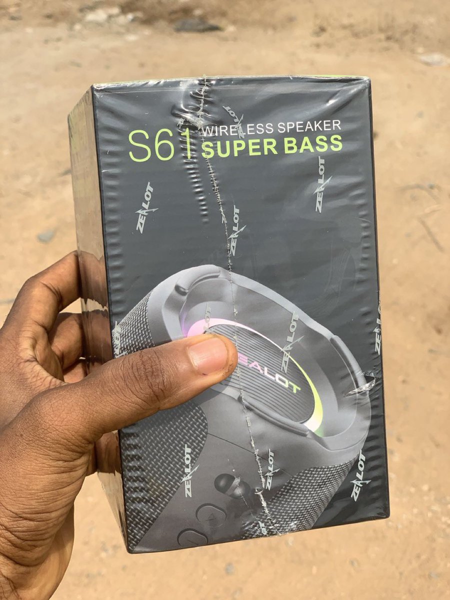 Łn Cømm. tweet media