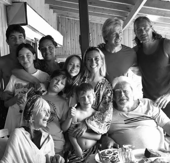 Cüneyt Arkın tweet media