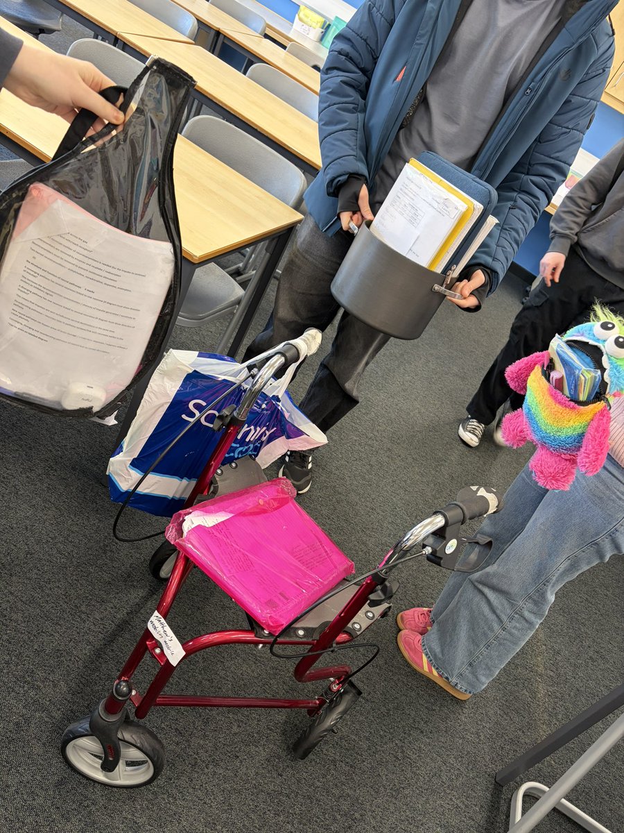 Clydeview Maths Dept. tweet media