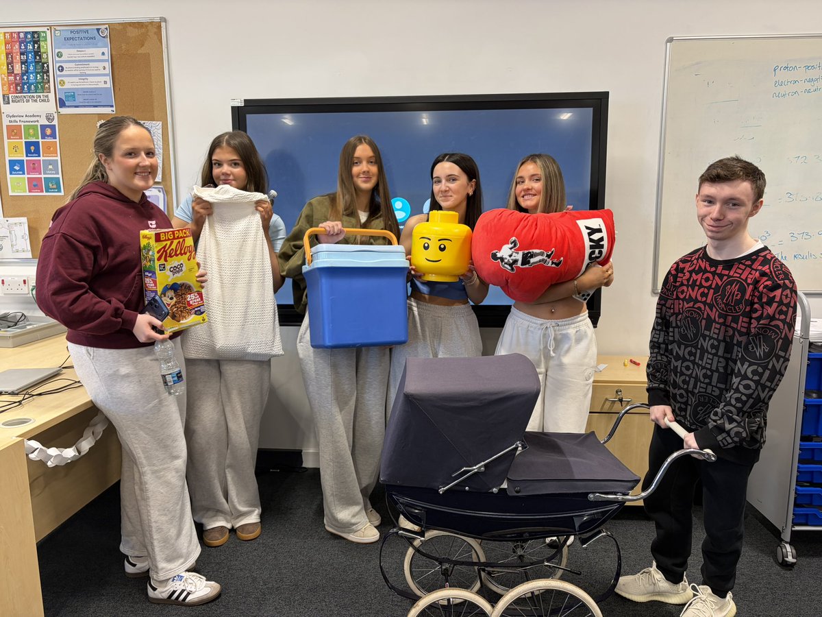 Clydeview Maths Dept. tweet media