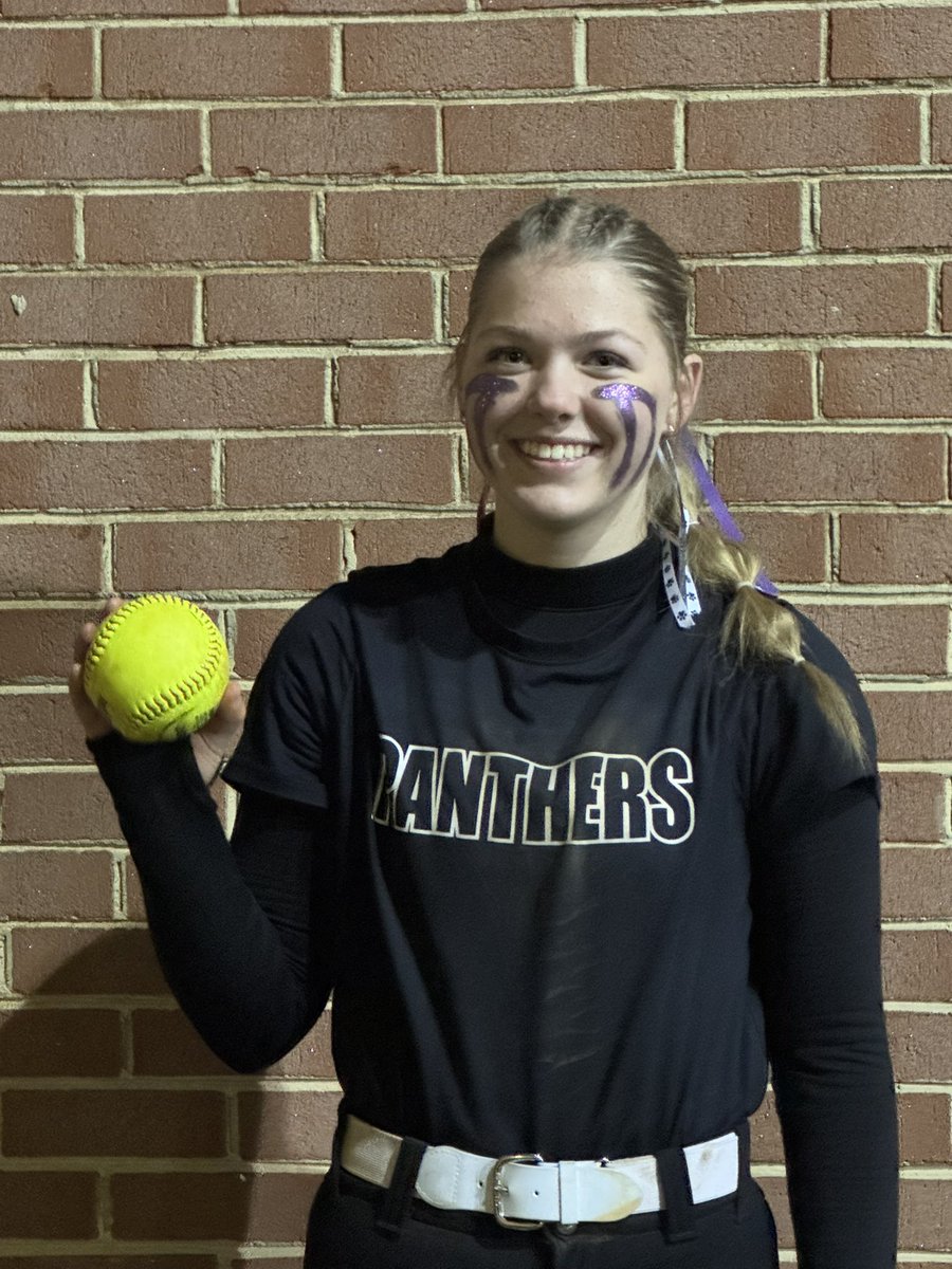 Claire Larson 2029 tweet media