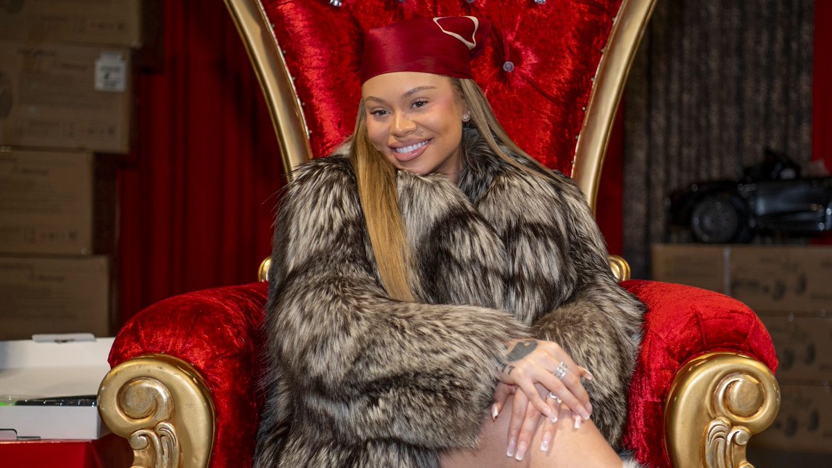 Complex Music tweet media