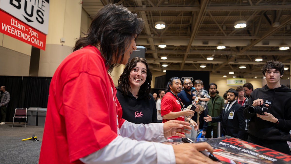 Canadian International AutoShow tweet media