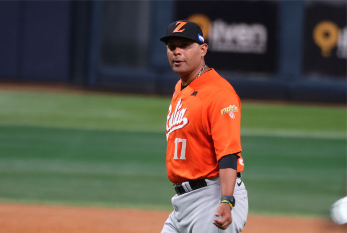 ¡ OFICIAL: LIPSO NAVA Y ÁGUILAS DEL ZULIA SEPARAN SUS CAMINOS ! 🦅⚾🇻🇪

• Fuentes allegadas a <a href="/AlSonDeLaLVBP/">Al Son de la LVBP</a> nos confirman que Lipso Nava no continuará al mando de las Águilas Del Zulia para para próxima temporada de la Liga Venezolana De Beisbol Profesional.

• Tras 2