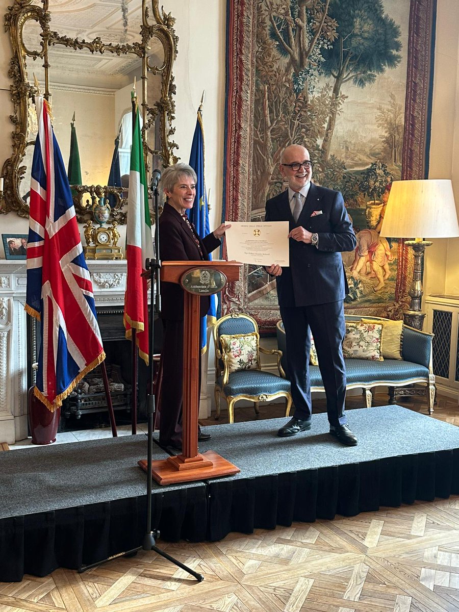 Italy in UK tweet media