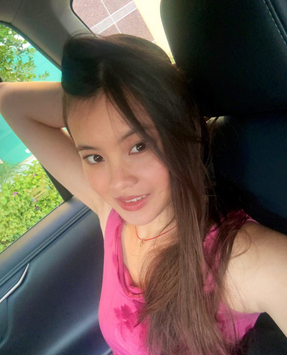 priscilla (alt) tweet media