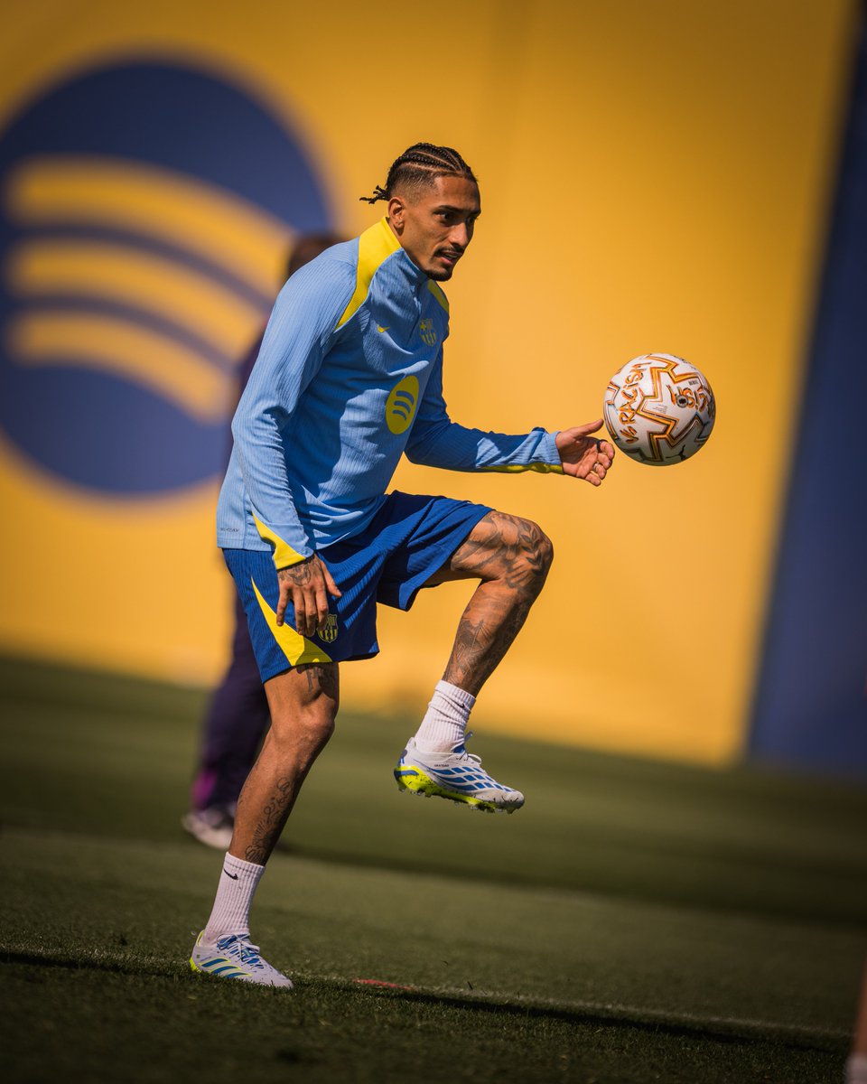 FC Barcelona tweet media