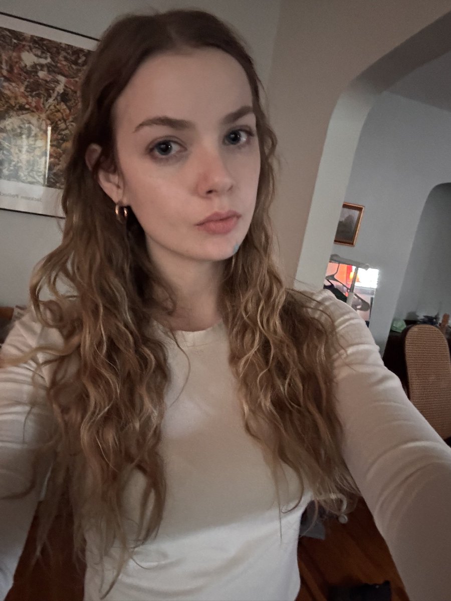 christina +_+ tweet media