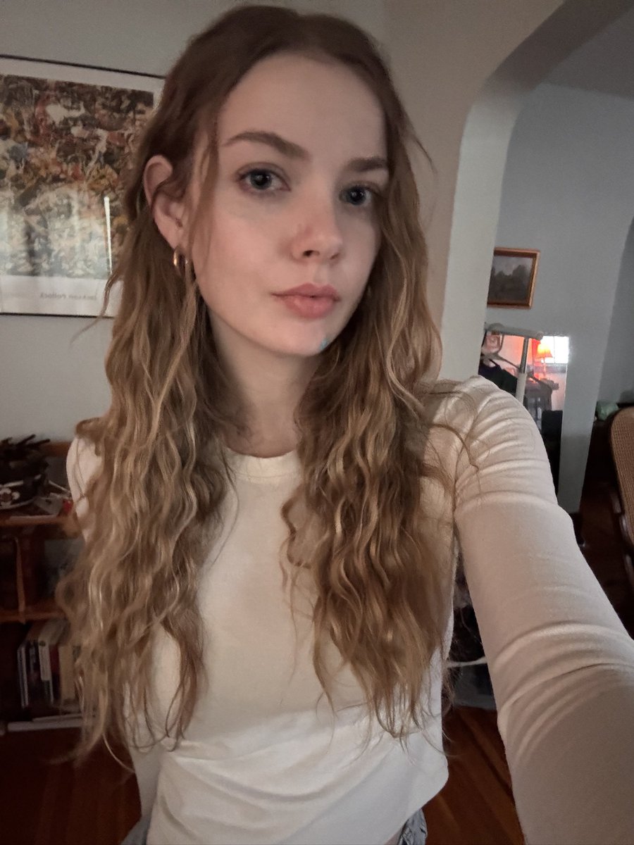 christina +_+ tweet media