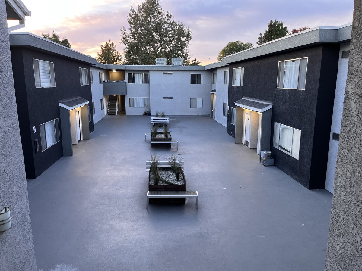 Alex Weiss tweet media