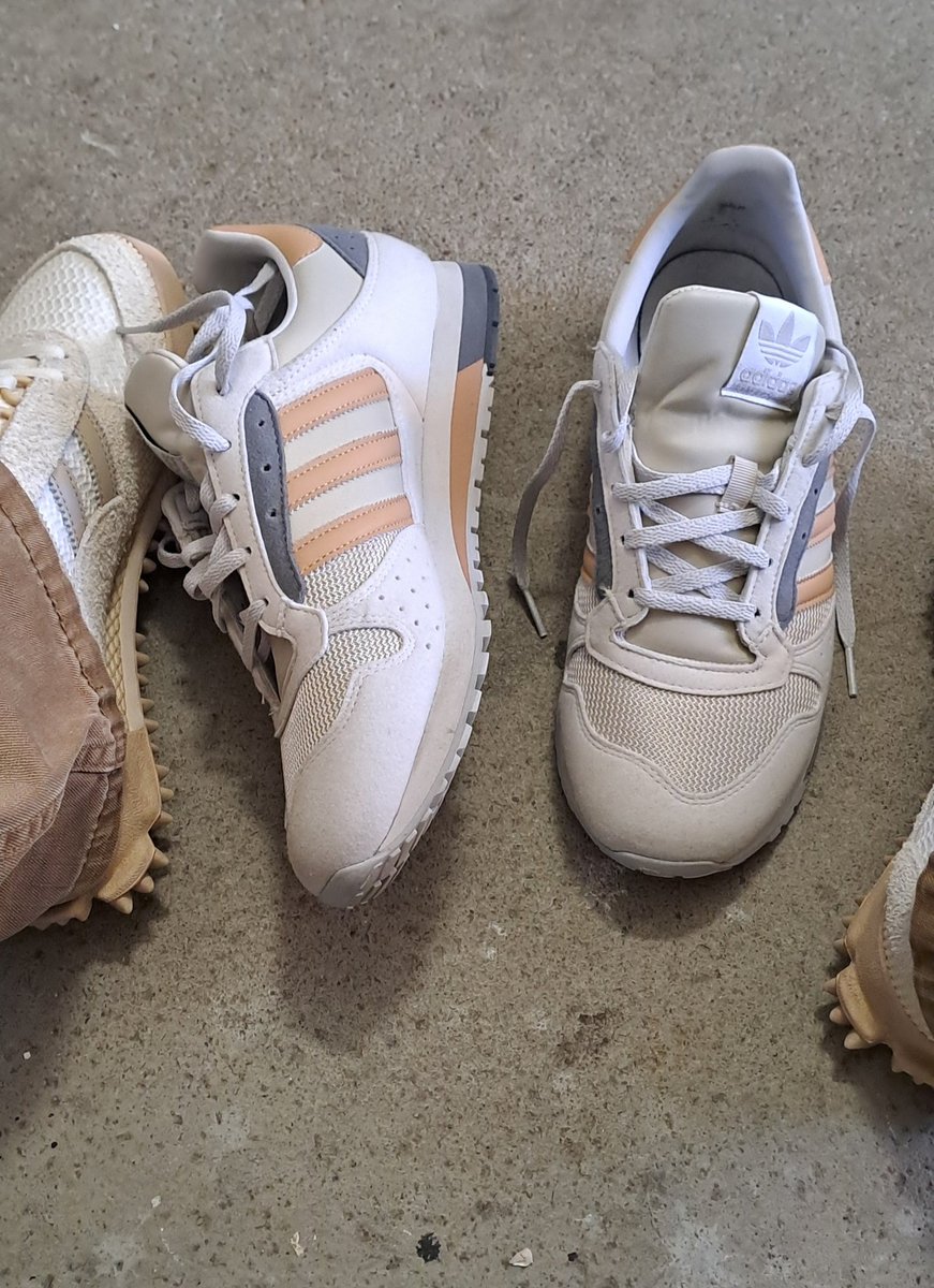 C4ES4R67 tweet media