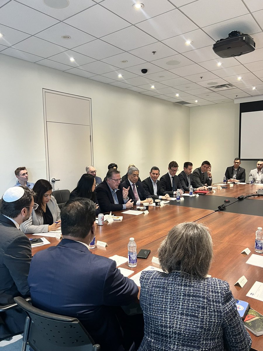 James Maloney 🇨🇦🇺🇦🇨🇦 tweet media