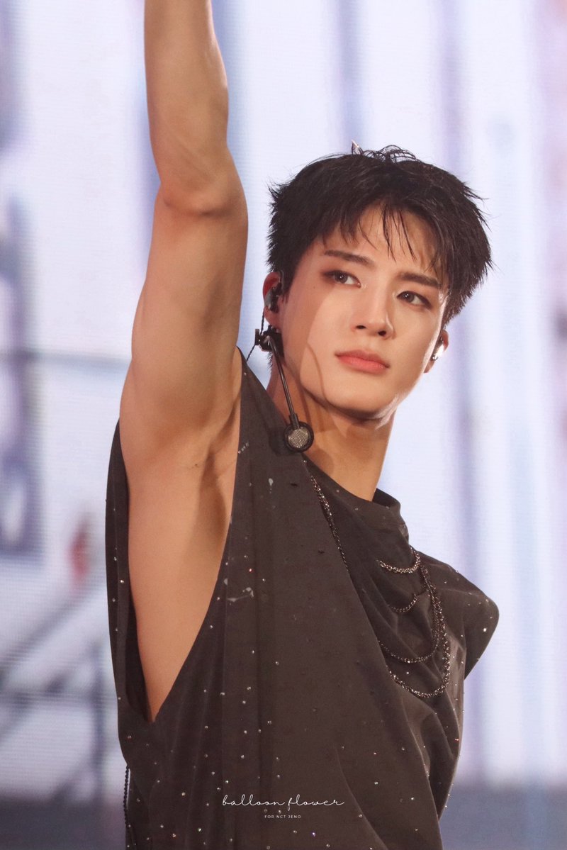 𝐵𝐹. tweet media