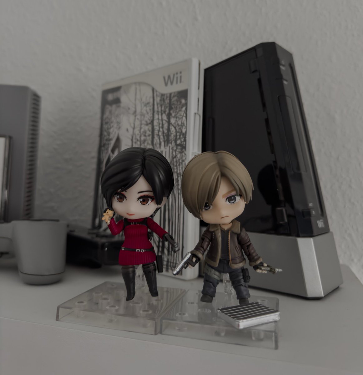 capcoms it couple 💙♥️ #aeon #residentevil #adawong #leonkennedy