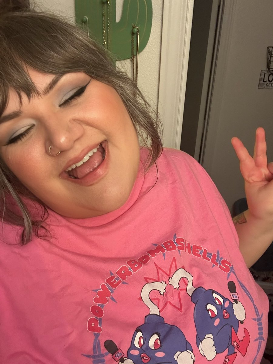 Auntie Collins | Sundays on Fightful Overbooked tweet media