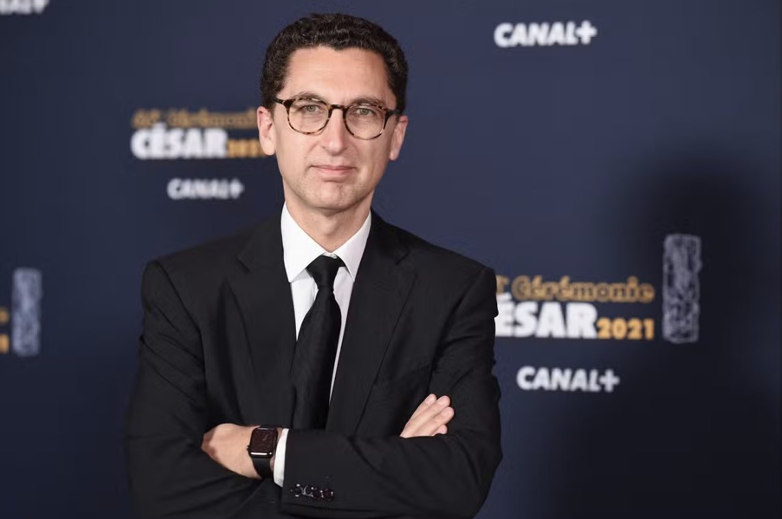 l'Informé tweet media