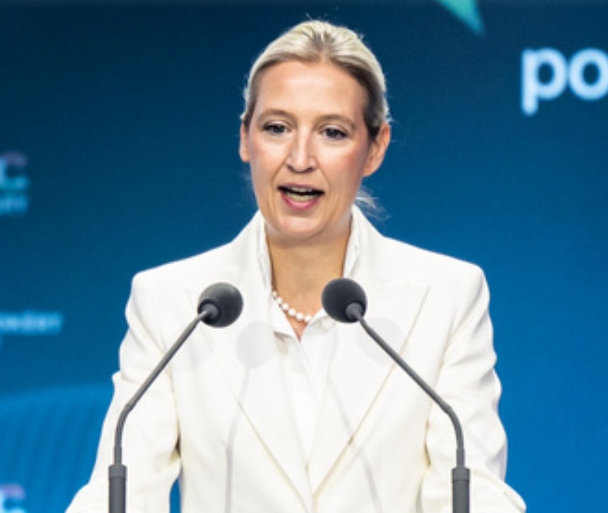 Mario ZNA tweet media