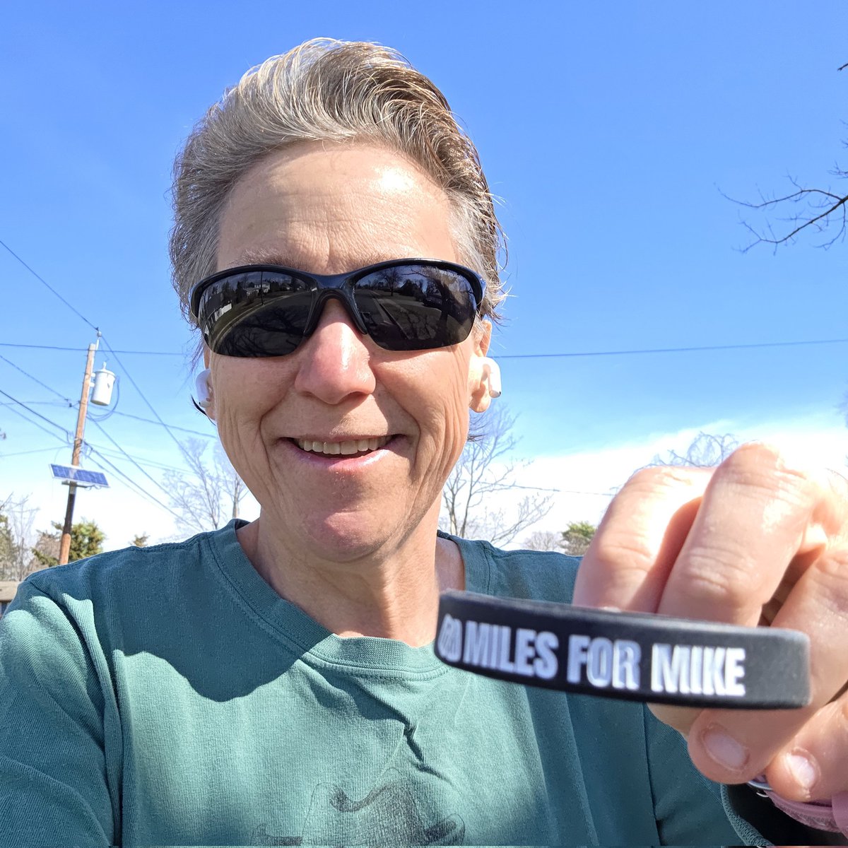 julesdaigle67's tweet photo. Celebrating the 1st day of #spring with 3.1 #milesforMike and @SoldierSuicide @miles_for_mike #firehydrant5k https://t.co/UYfXRF0e4w