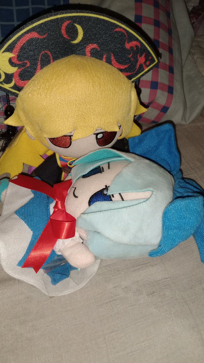 Fumos out of context tweet media