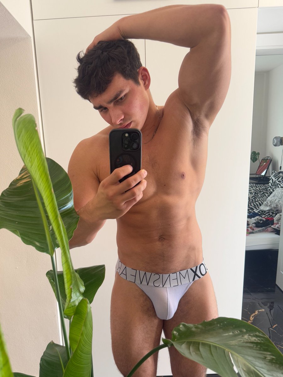 Let me show you the rest linktr.ee/paulgainz