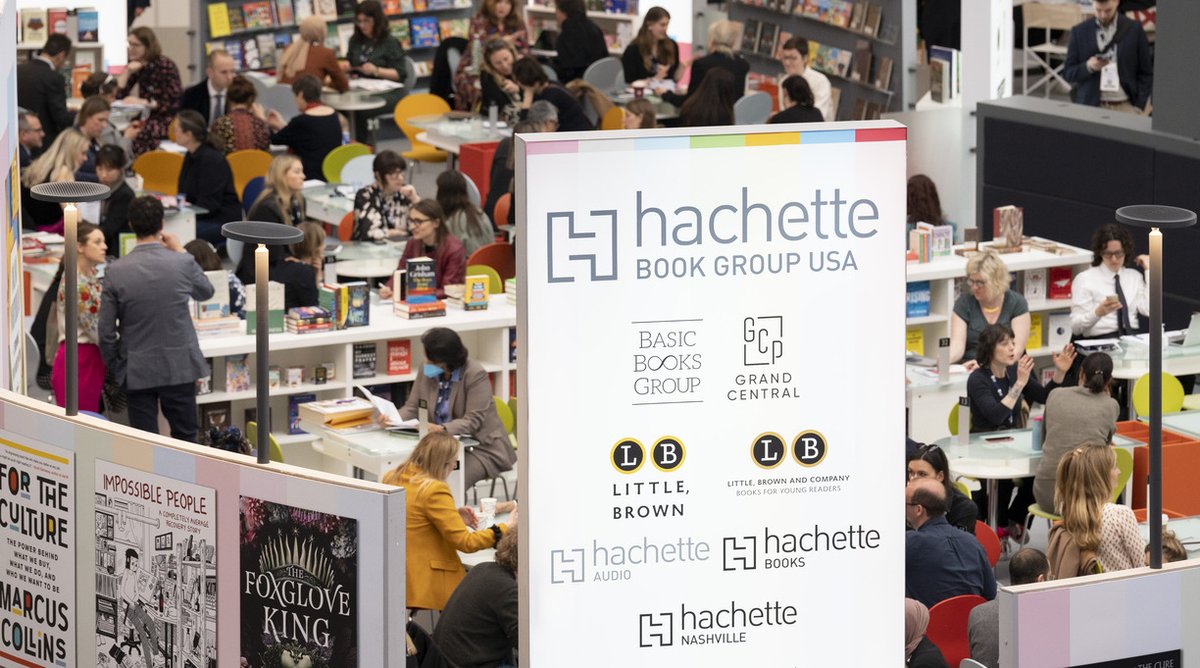 Kirkus Reviews tweet media