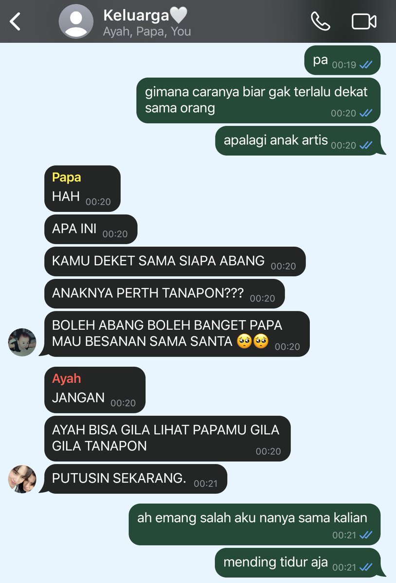 tahusanta's tweet photo. gimana kalo solar si school heartthrob anaknya tawanaran, ketemu si hot nerd pobmek anaknya yothagun.

; perthsanta au ☁️☀️ https://t.co/cCUnh2hUQ2