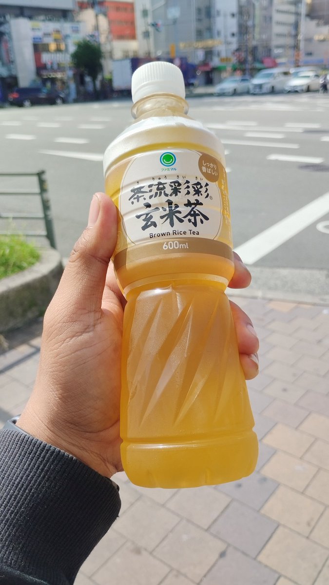 helly (҂'̀ ⌣'́)9 tweet media