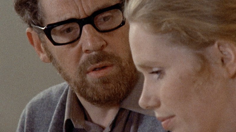 godard me empodera tweet media