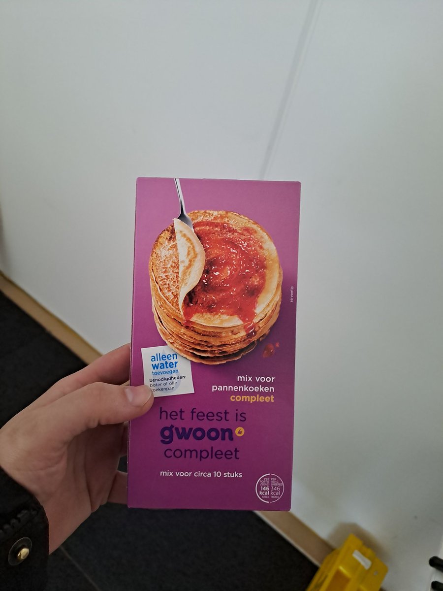 Cadeautje van de baas ivm pannenkoekendag🙂, of zou hij mij een pannenkoek vinden😮