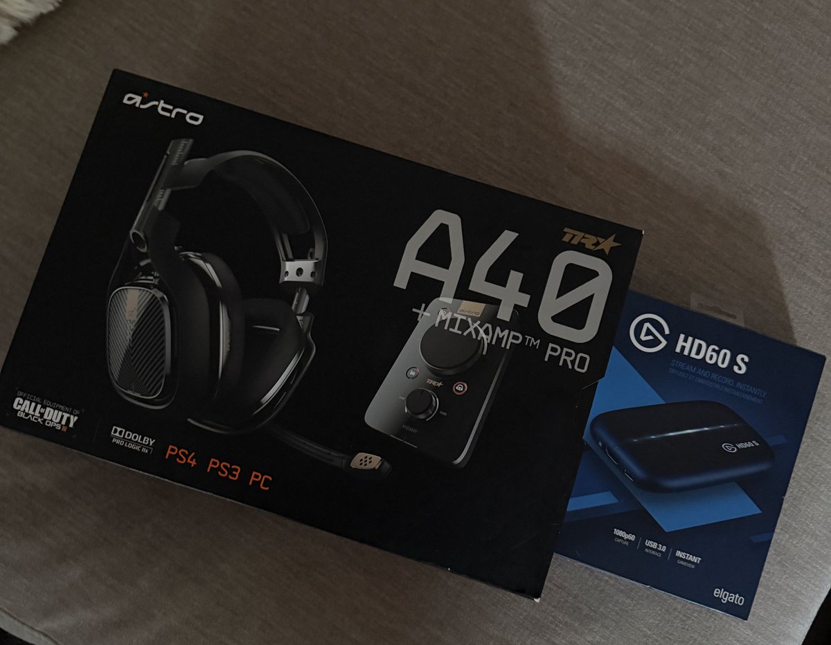 eRa Awano tweet media