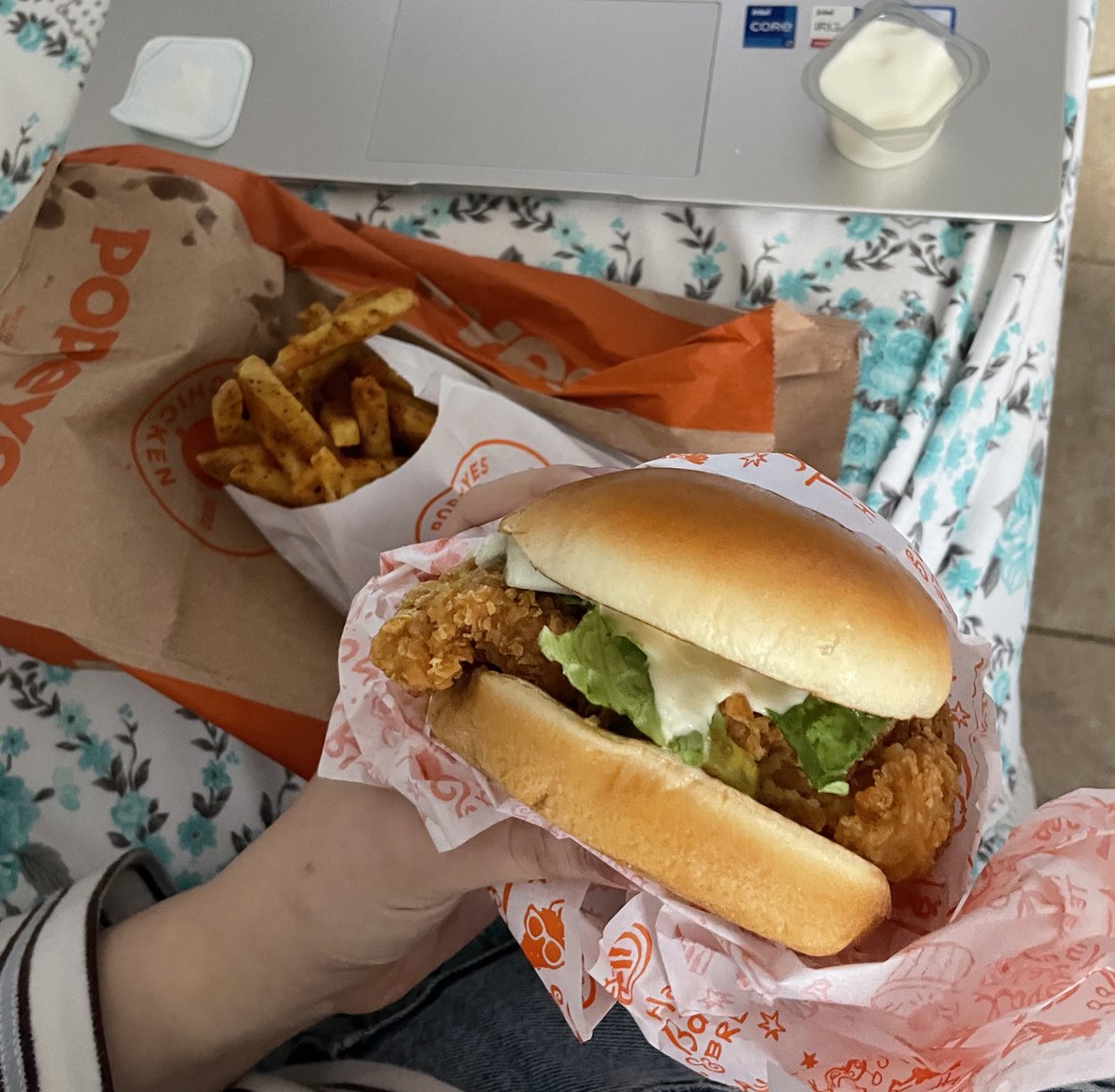 ayse eslem yesil seker tweet media