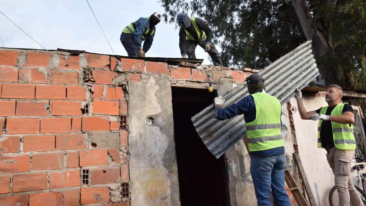 Pullaro aprobó la Ley Antimafia: ya no hay rangos ni excusas. Seas soldadito en la esquina, chofer, contador, sicario o jefe de la banda… si formás parte de una mafia, vas preso igual.