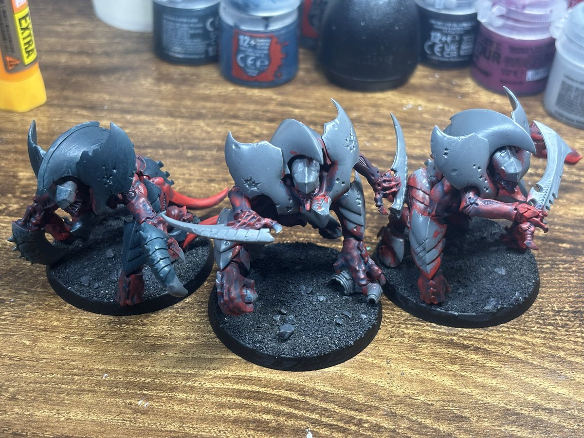 タイラントガード塗りましょ