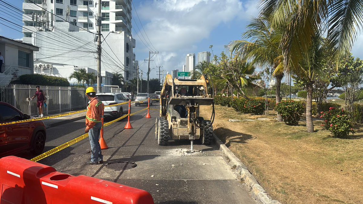 Dumek Turbay Paz tweet media