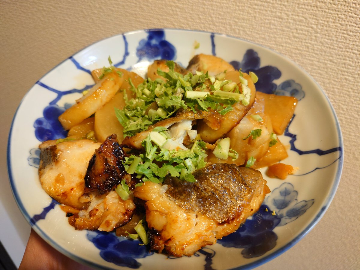 こたつ🎩🚬 tweet media