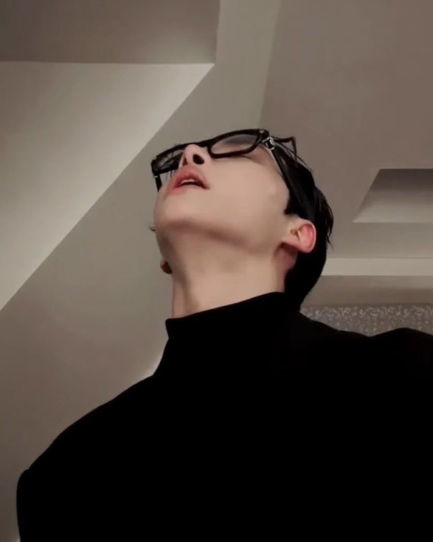 papi seonghwa archives tweet media