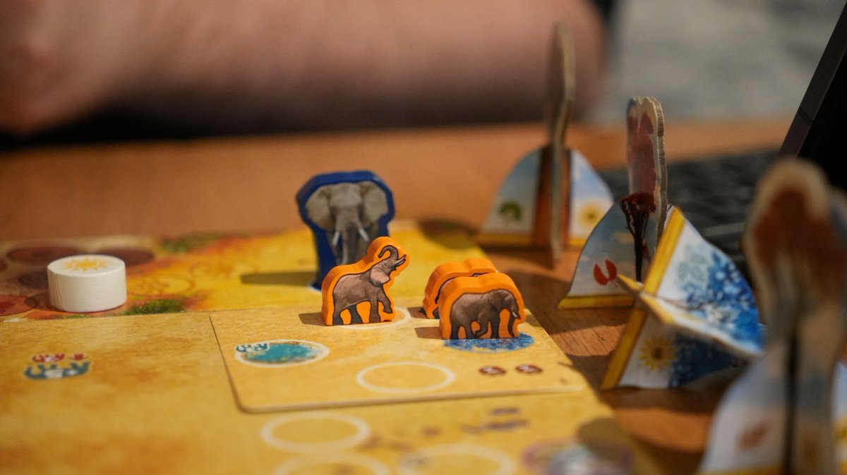 Shut Up & Sit Down tweet media