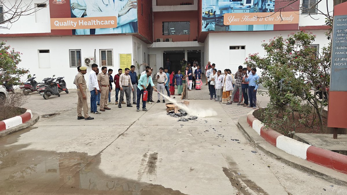 Gorakhpur Fire and emergency service tweet media