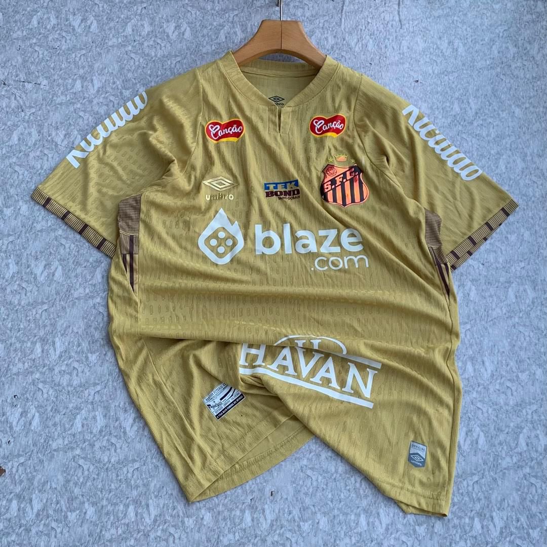 Alpha Sports Shop tweet media