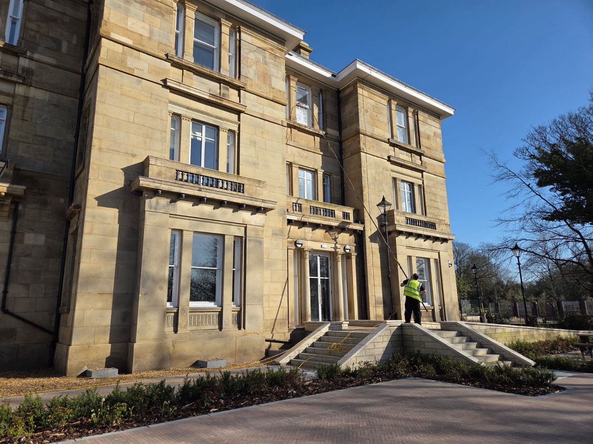 ACCBolton's tweet photo. The team have been getting Buile Hill Mansion ready to open to the public very soon! 
It's such a beautiful building and has had a full refurbishment. 
We're proud to have the window cleaning contract here for Salford Council  ✨ 

#windowcleaning #contractcleaning https://t.co/nsYyjxUfbs