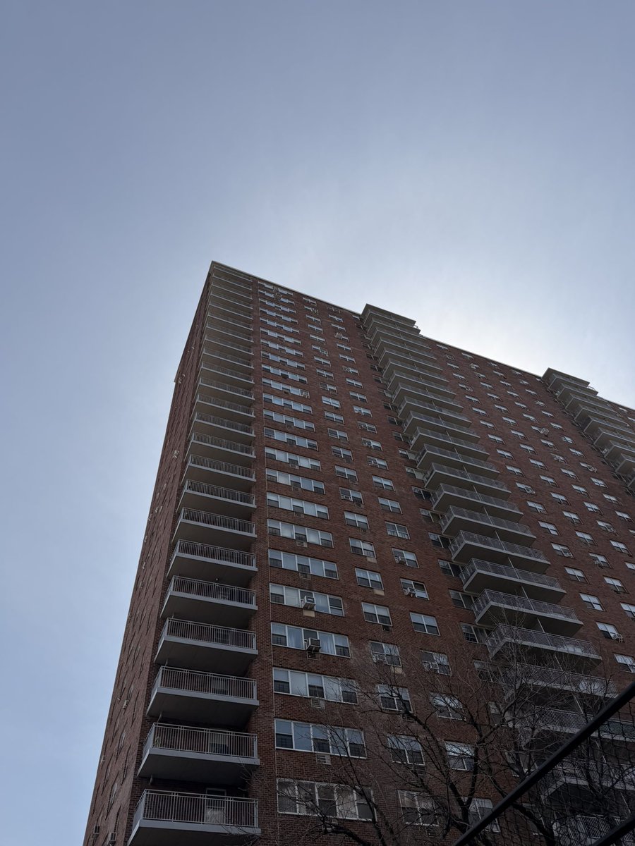 NYC Housing tweet media