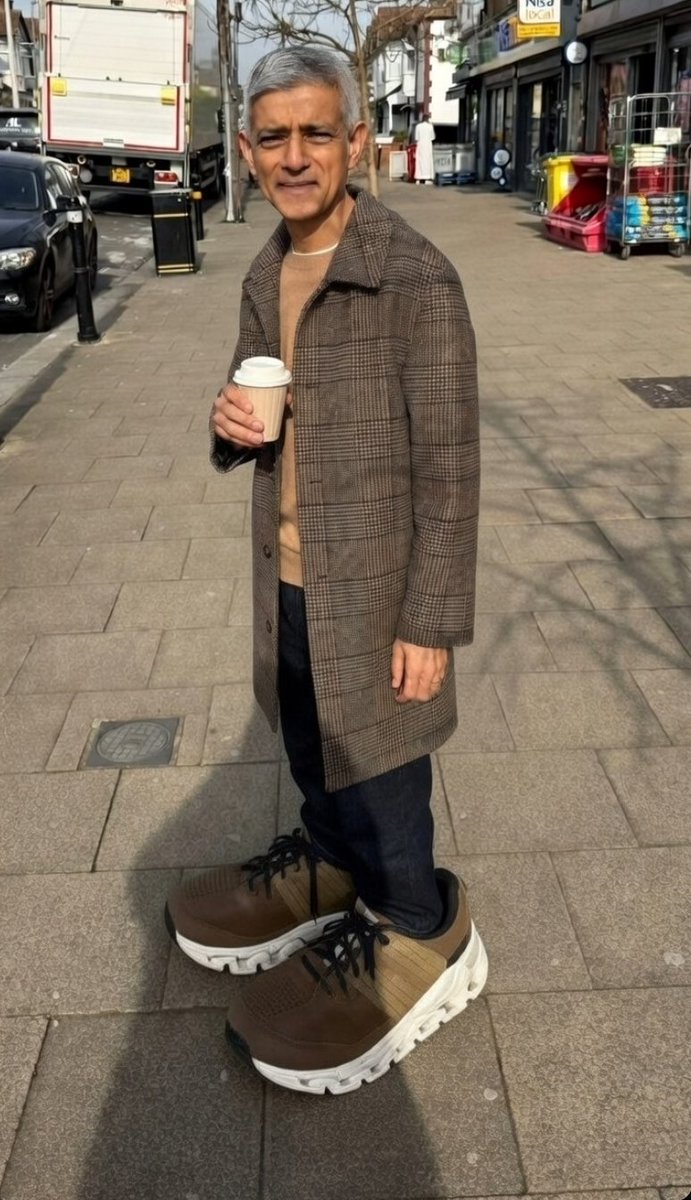 Sartorial Thug 🍸 tweet media