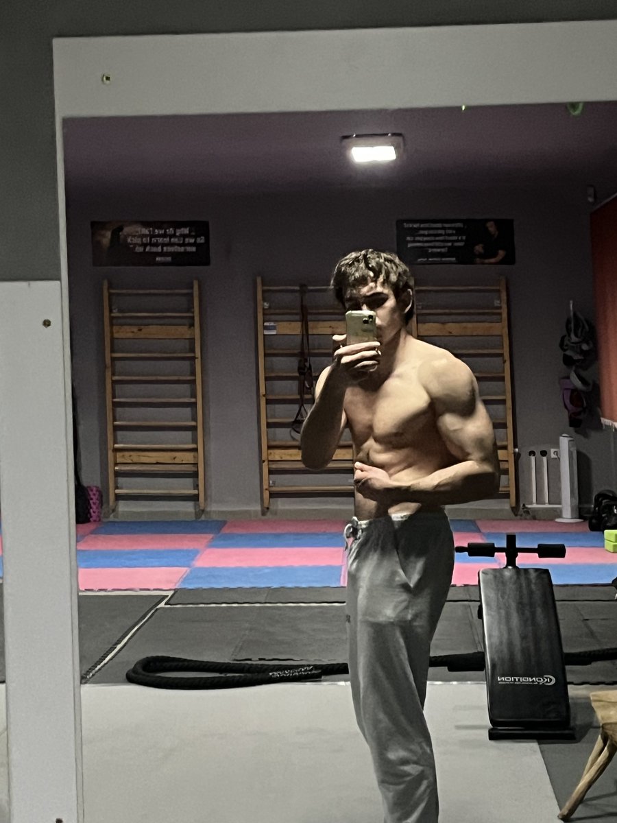 Szabi 🪽☀️ tweet media