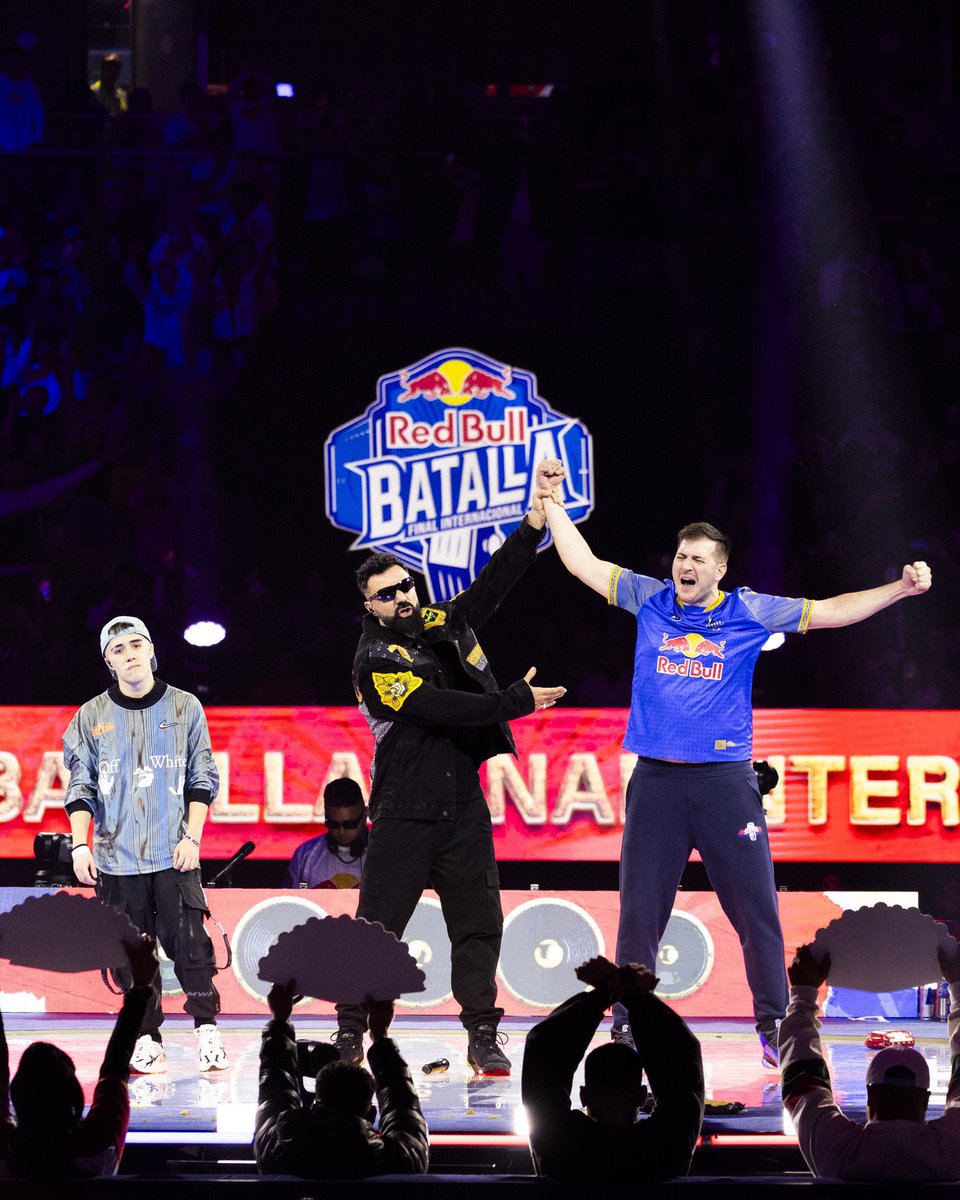 Punchlineas tweet media