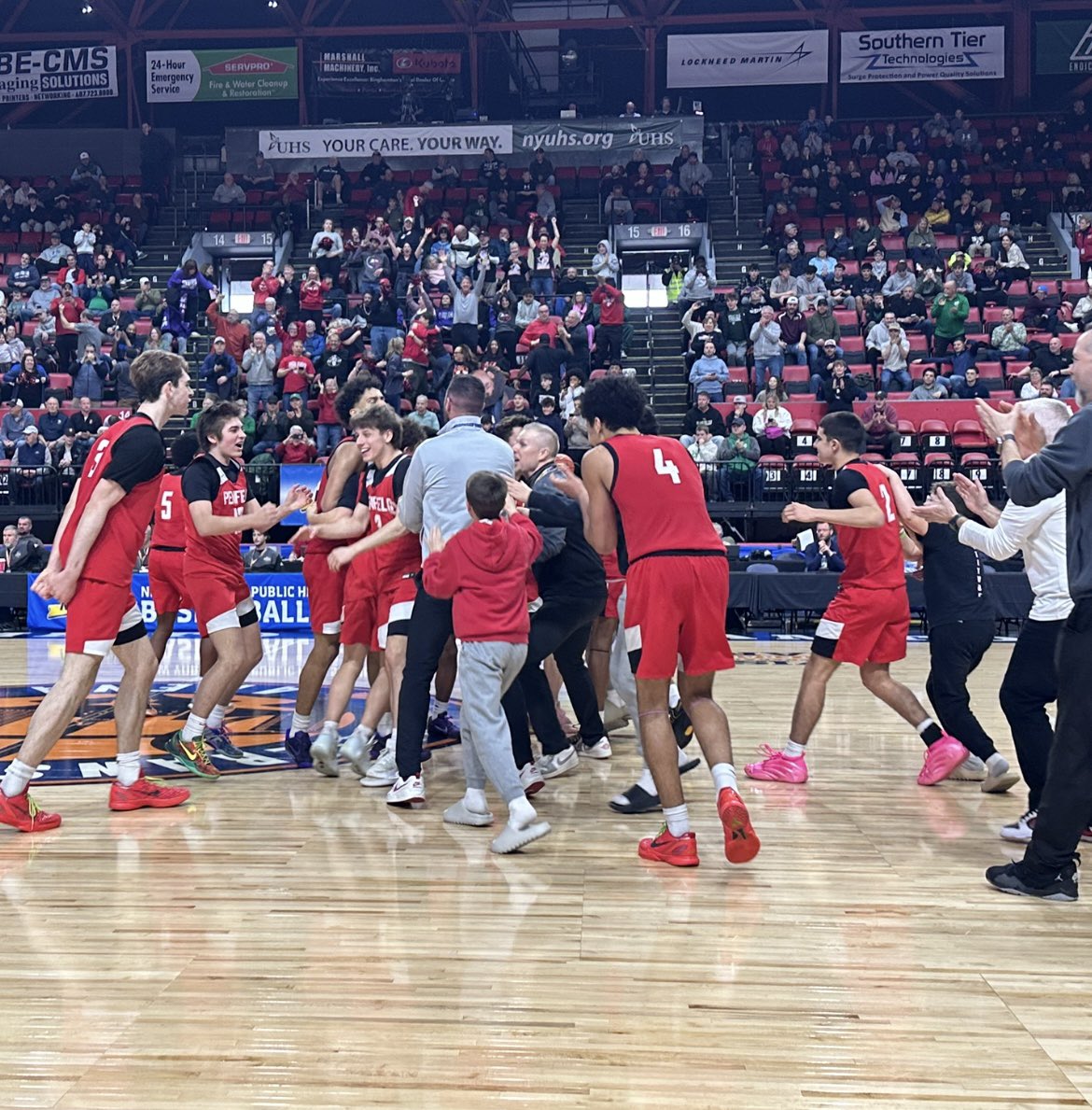 Tom Carroll tweet media