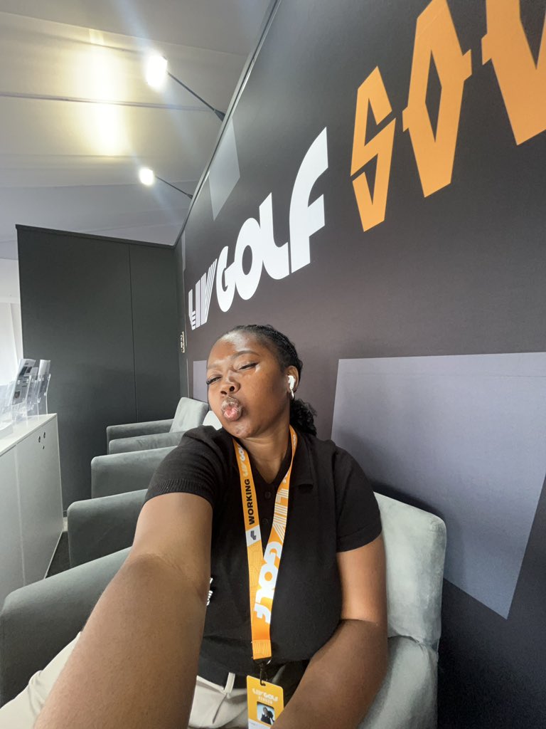 Valencia M Seshoene tweet media