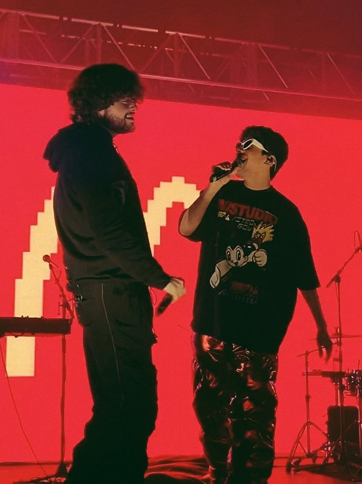 Max👻 STREAM ADRENALINE tweet media