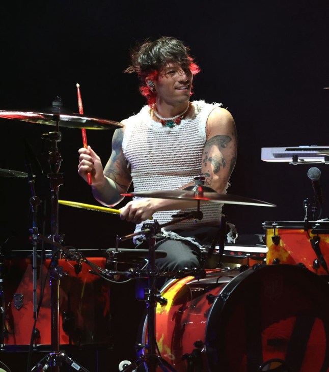 darcy ͙͘͡★ #shakyknees26 tweet media