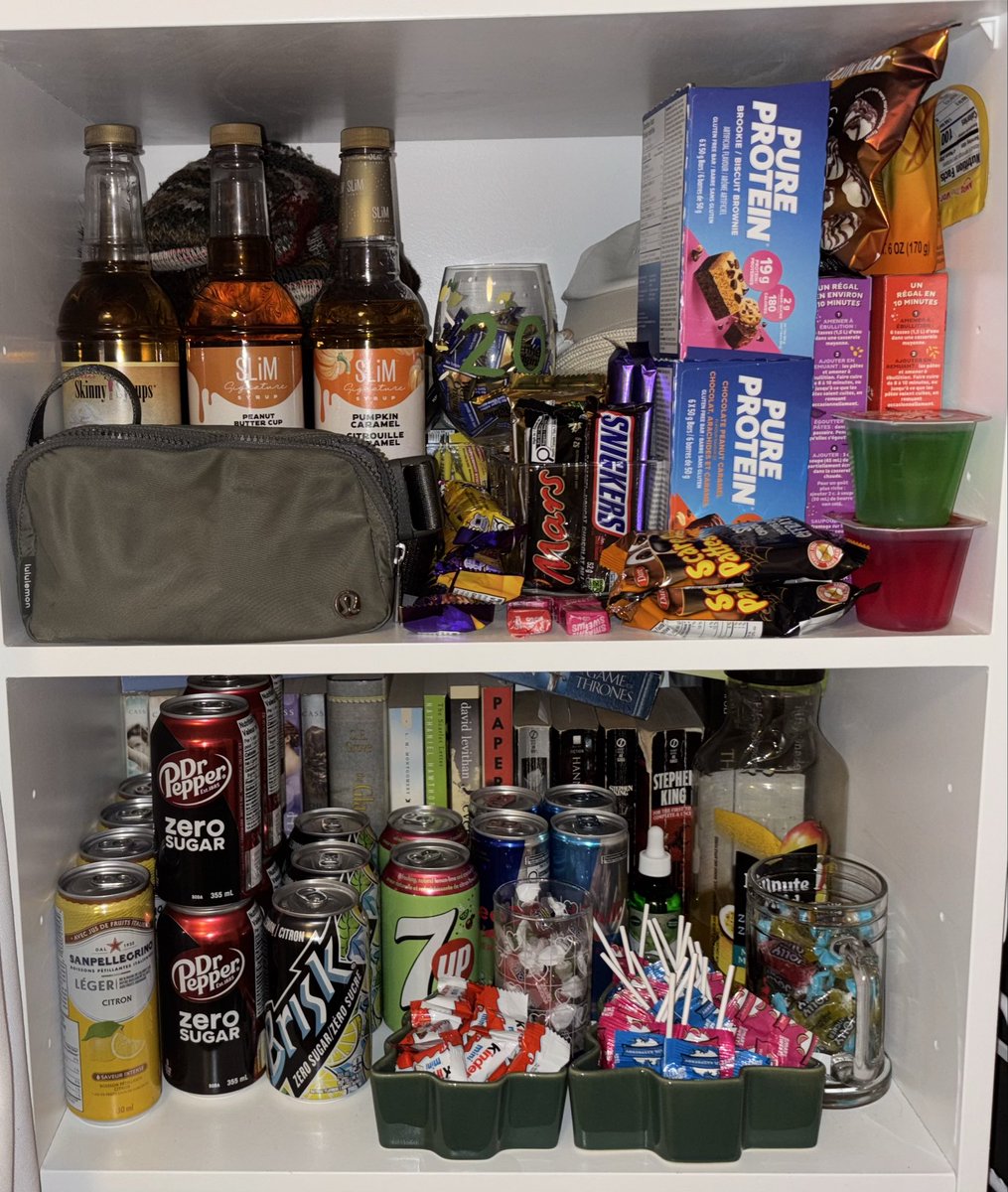 queenkrule28's tweet photo. Edtwt rate my closet hoard!!! https://t.co/fvFJWLWivP