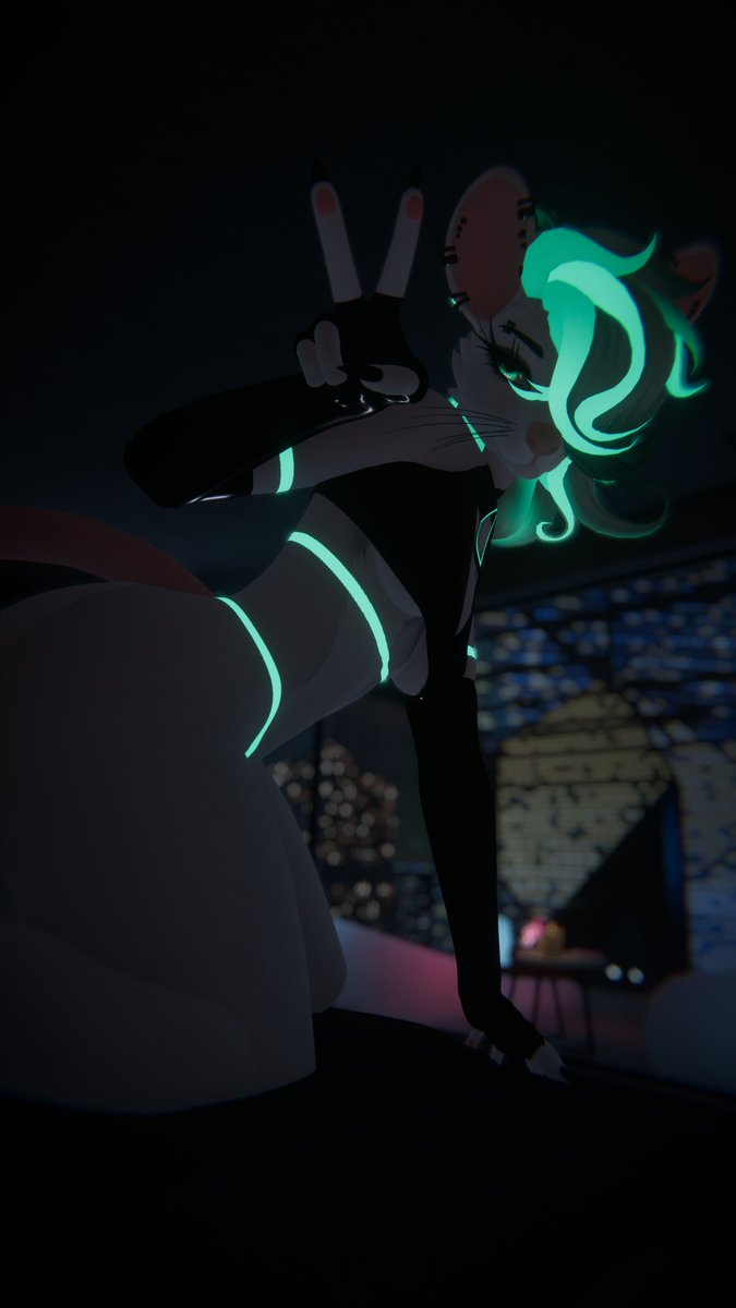 Vee, the Shapeshifter 🔞 tweet media